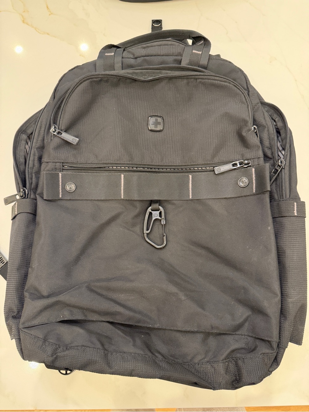 SwissGear Black Men's Laptop Backpack with Front Utility Strap